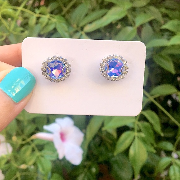 Periwinkle + Silver Rivoli Crystal Halo Earrings - Picture 7 of 9